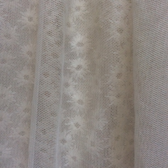 Zara Soft Collection Cream Flower Tulle Skirt - Picture 2 of 8